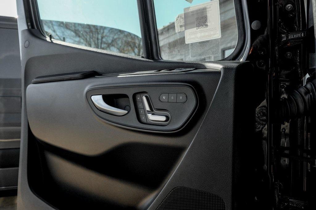 new 2026 Mercedes-Benz Sprinter 2500 car, priced at $91,603