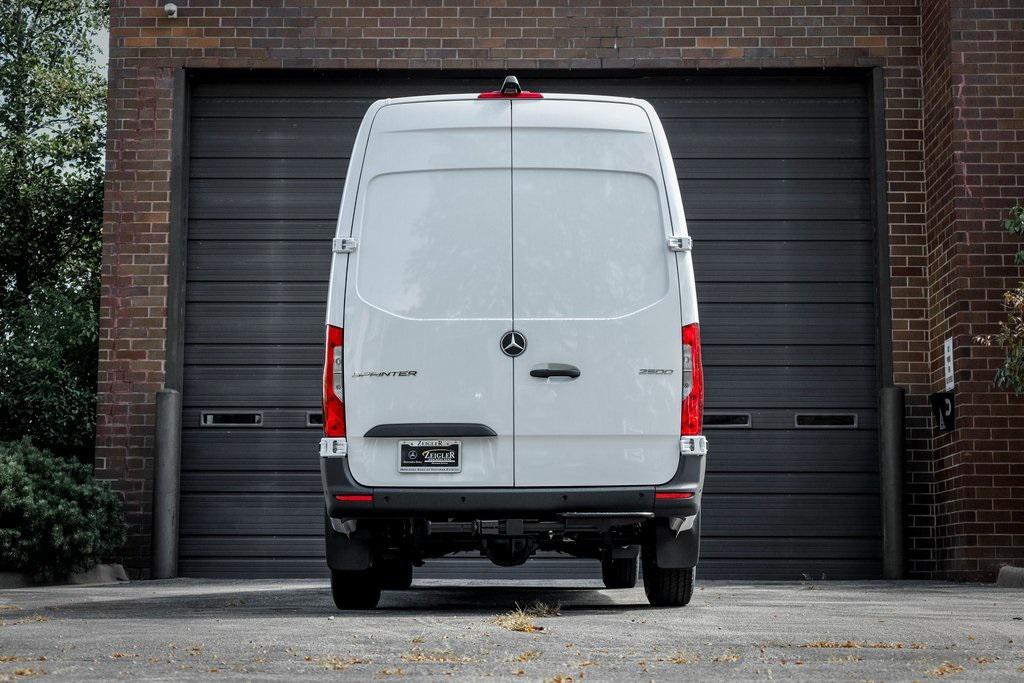 new 2025 Mercedes-Benz Sprinter 2500 car, priced at $63,333