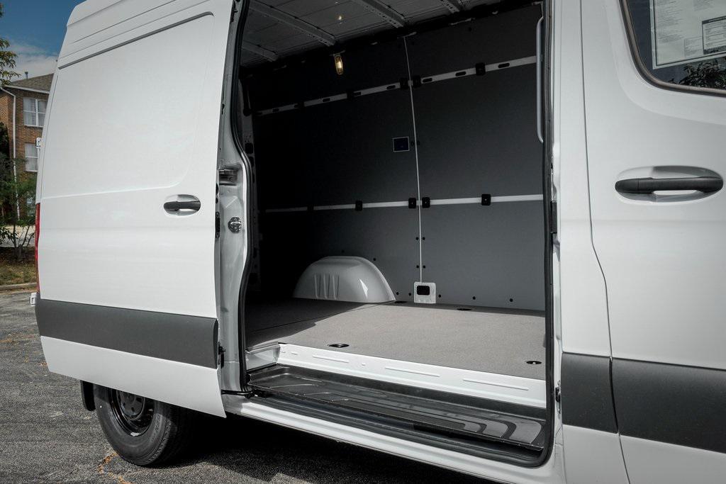new 2025 Mercedes-Benz Sprinter 2500 car, priced at $63,333