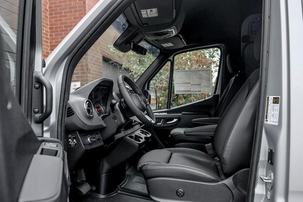 new 2025 Mercedes-Benz Sprinter 2500 car, priced at $87,969