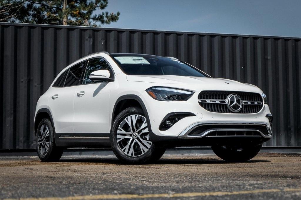 new 2025 Mercedes-Benz GLA 250 car, priced at $49,685