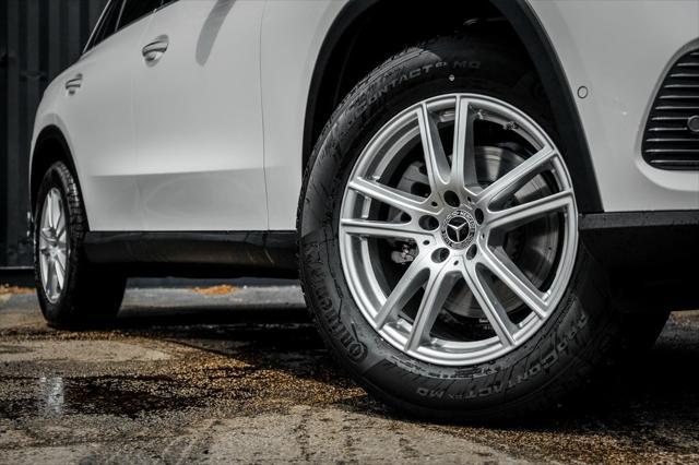new 2025 Mercedes-Benz GLC 300 car, priced at $56,385