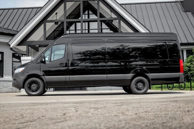 new 2025 Mercedes-Benz Sprinter 2500 car, priced at $65,072