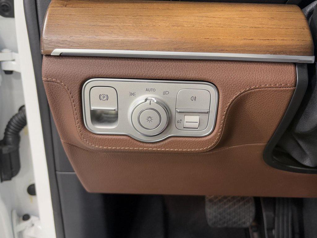 used 2024 Mercedes-Benz GLE 450 Plug-In Hybrid car, priced at $64,999