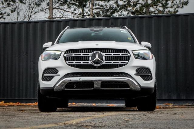 new 2025 Mercedes-Benz GLE 450 car, priced at $76,790