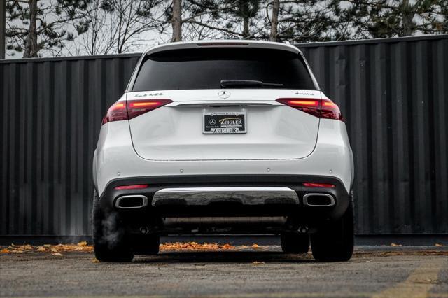 new 2025 Mercedes-Benz GLE 450 car, priced at $76,790