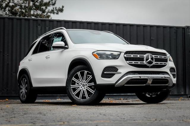 new 2025 Mercedes-Benz GLE 450 car, priced at $76,790