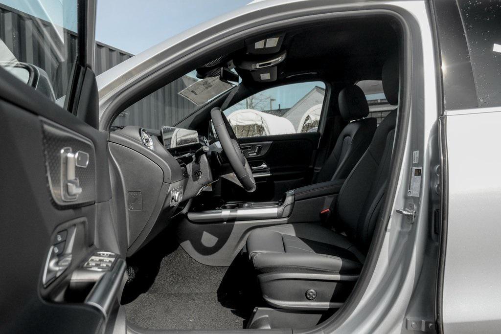 new 2025 Mercedes-Benz GLA 250 car, priced at $50,710