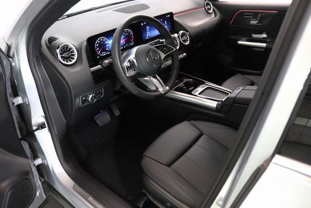 used 2025 Mercedes-Benz GLA 250 car, priced at $42,999