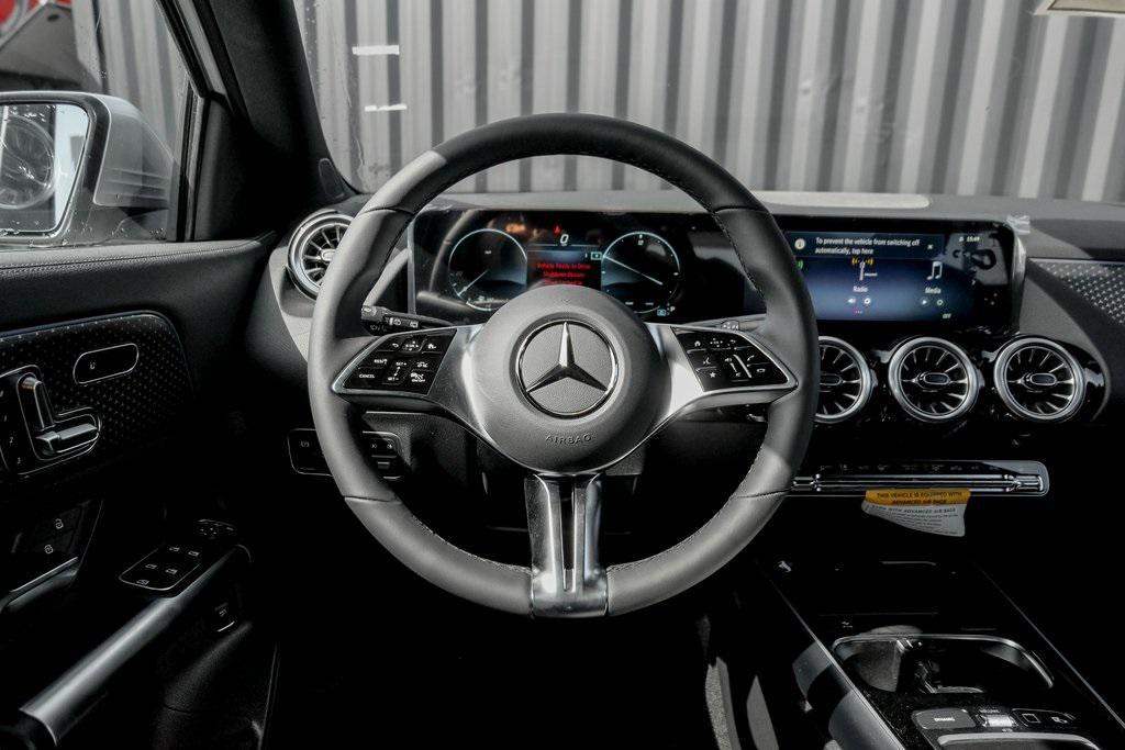 new 2025 Mercedes-Benz GLA 250 car, priced at $50,710