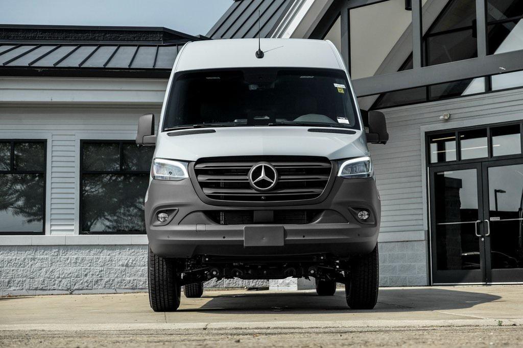 new 2025 Mercedes-Benz Sprinter 2500 car, priced at $87,893