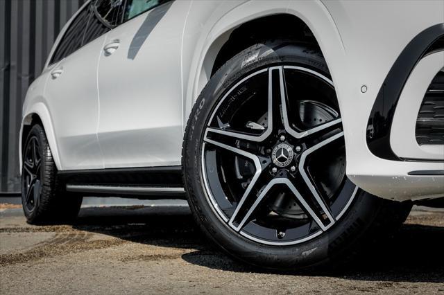 new 2025 Mercedes-Benz GLS 450 car, priced at $99,990