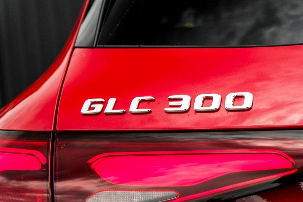 new 2024 Mercedes-Benz GLC 300 car, priced at $58,595