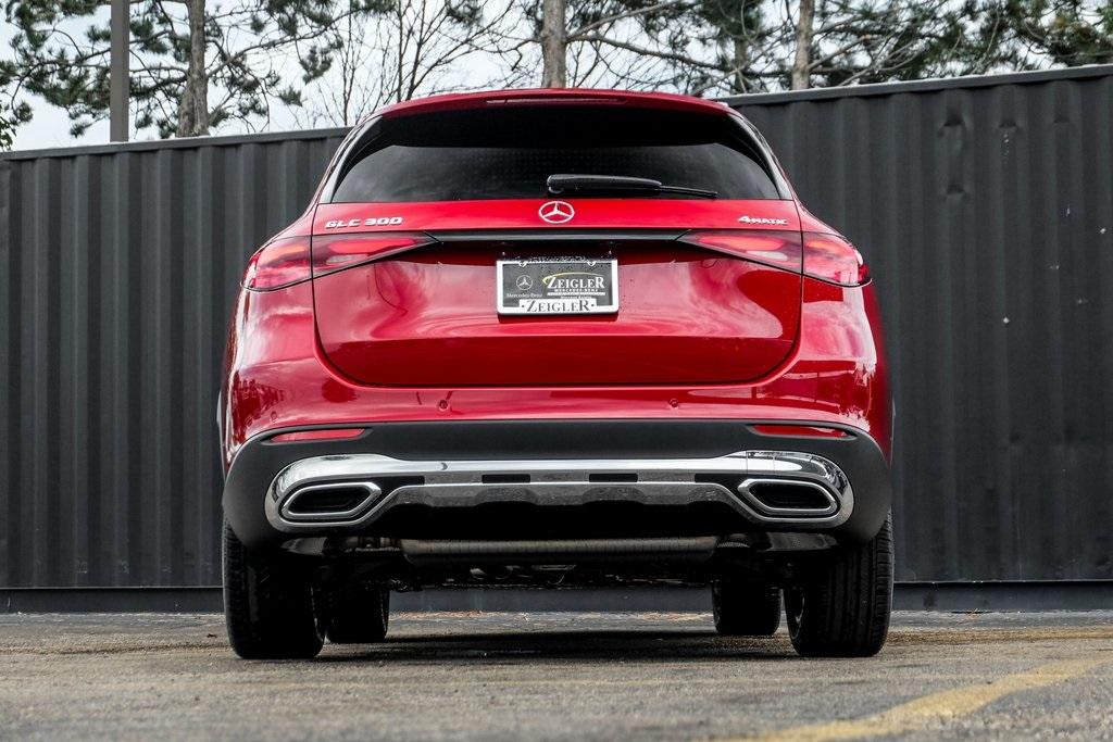 new 2024 Mercedes-Benz GLC 300 car, priced at $58,595