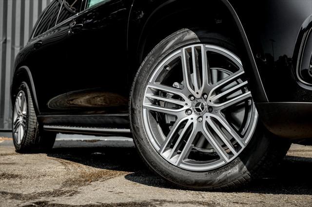 new 2025 Mercedes-Benz GLS 450 car, priced at $92,050