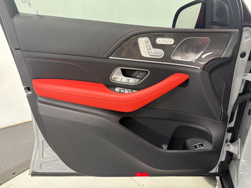 used 2025 Mercedes-Benz AMG GLE 63 car, priced at $117,999