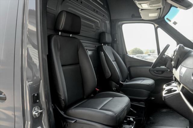 new 2025 Mercedes-Benz Sprinter 2500 car, priced at $65,388