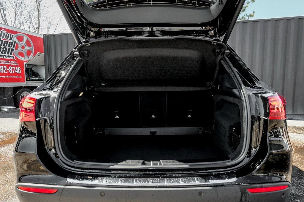 new 2025 Mercedes-Benz GLA 250 car, priced at $47,260