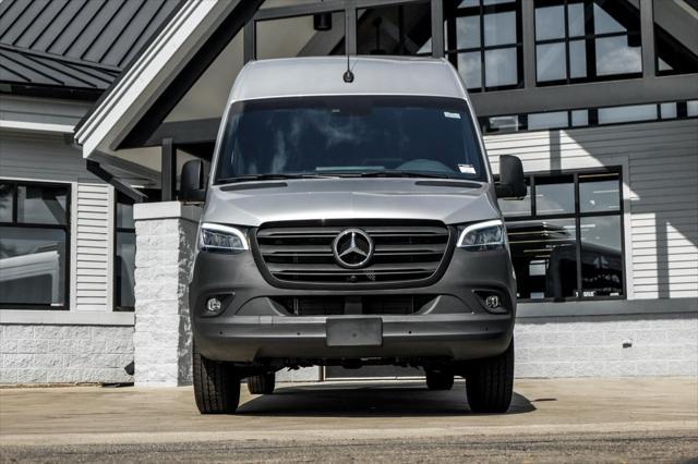 new 2024 Mercedes-Benz Sprinter 2500 car, priced at $78,067