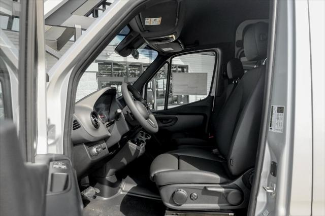 new 2024 Mercedes-Benz Sprinter 2500 car, priced at $78,067