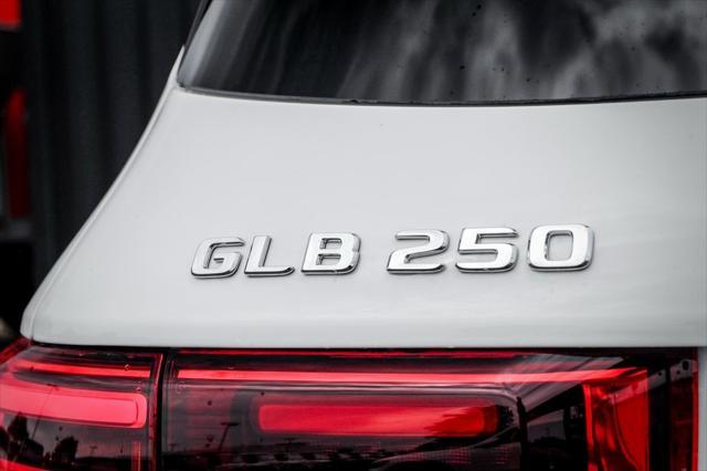 new 2025 Mercedes-Benz GLB 250 car, priced at $50,450