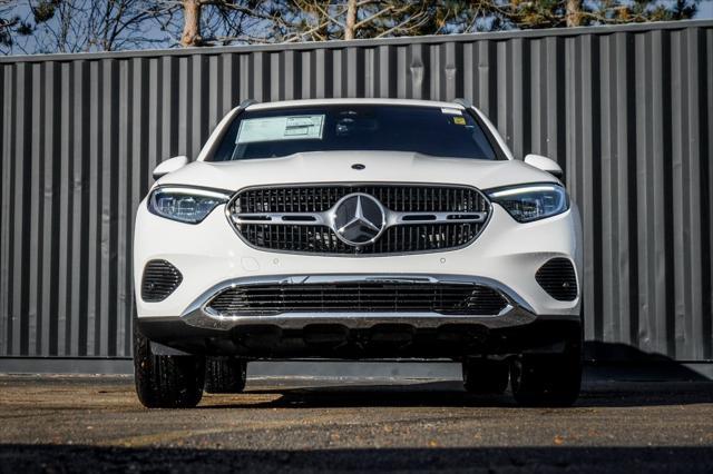 new 2025 Mercedes-Benz GLC 300 car, priced at $52,785