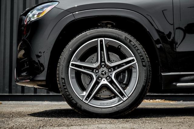 new 2025 Mercedes-Benz GLS 450 car, priced at $96,870