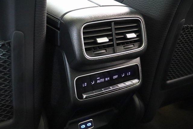 used 2024 Mercedes-Benz GLE 450 car, priced at $63,999