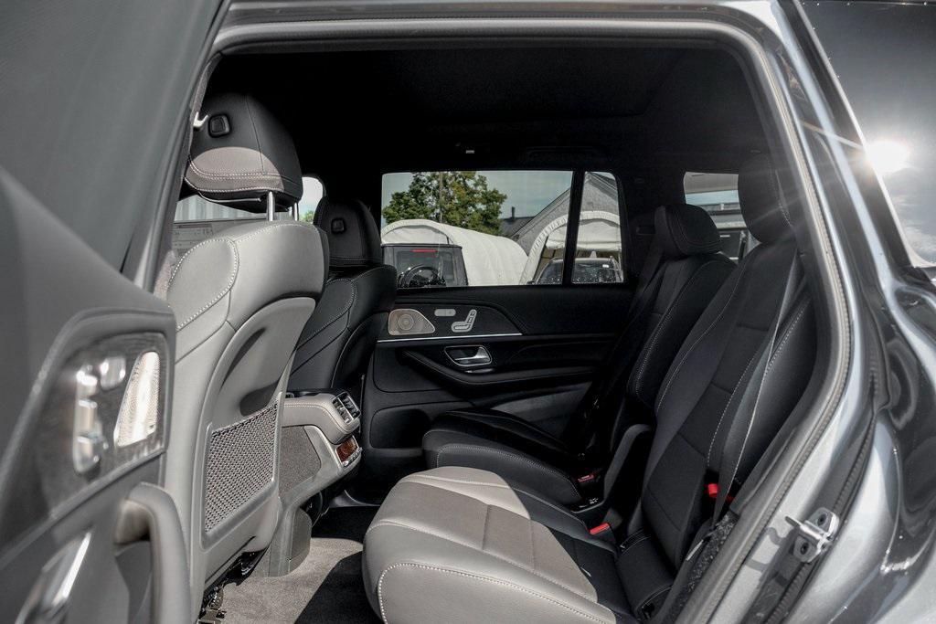 new 2026 Mercedes-Benz GLS 450 car, priced at $100,345