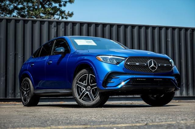 new 2025 Mercedes-Benz GLC 300 car, priced at $67,090