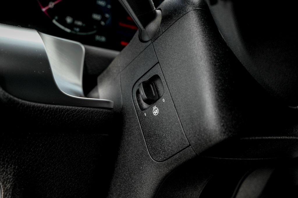 new 2026 Mercedes-Benz GLB 250 car, priced at $52,470