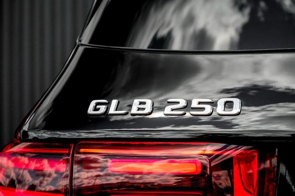 new 2026 Mercedes-Benz GLB 250 car, priced at $52,470