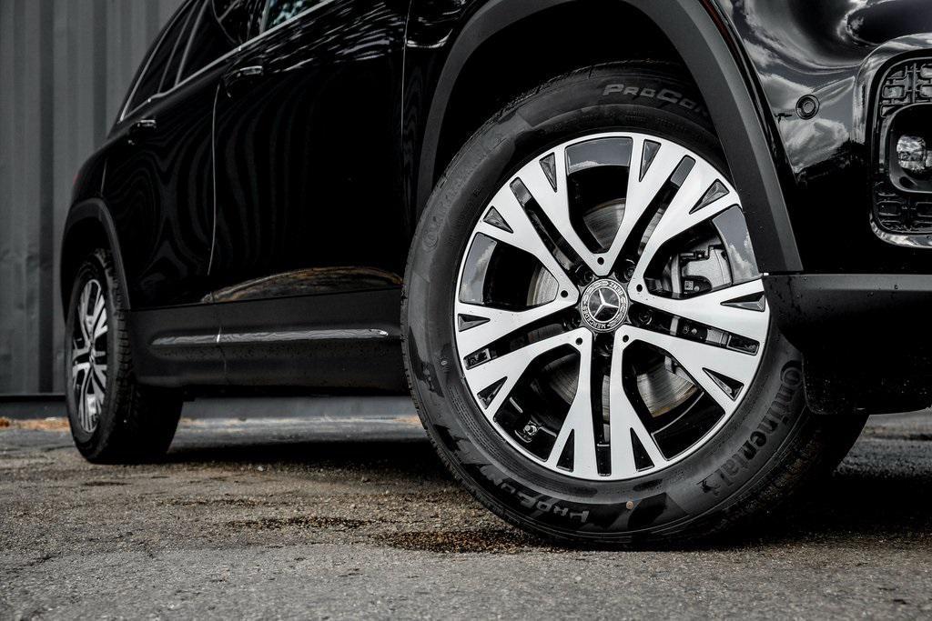 new 2026 Mercedes-Benz GLB 250 car, priced at $52,470