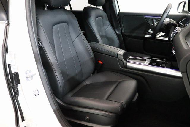 used 2025 Mercedes-Benz GLA 250 car, priced at $41,999