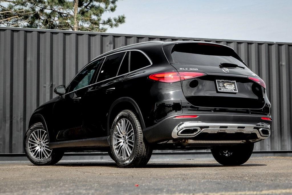 new 2024 Mercedes-Benz GLC 300 car, priced at $53,415