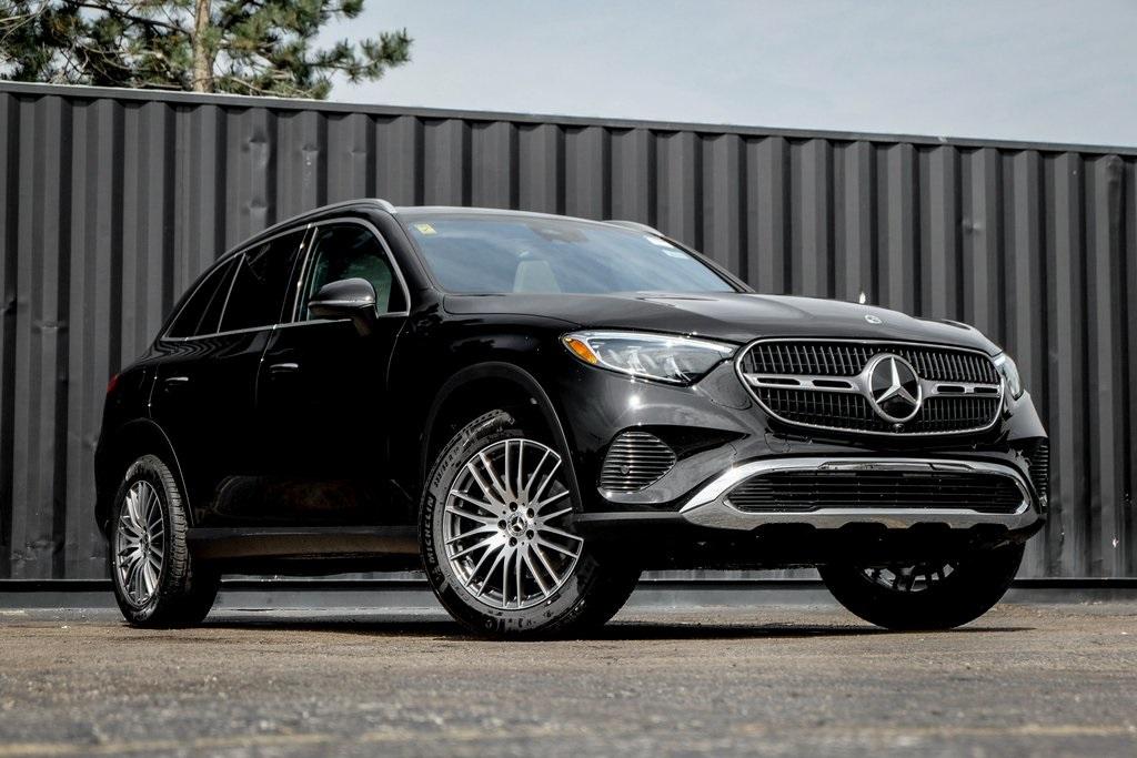 new 2024 Mercedes-Benz GLC 300 car, priced at $53,415