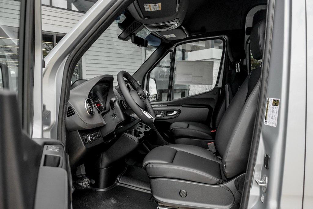 new 2025 Mercedes-Benz Sprinter 2500 car, priced at $92,052