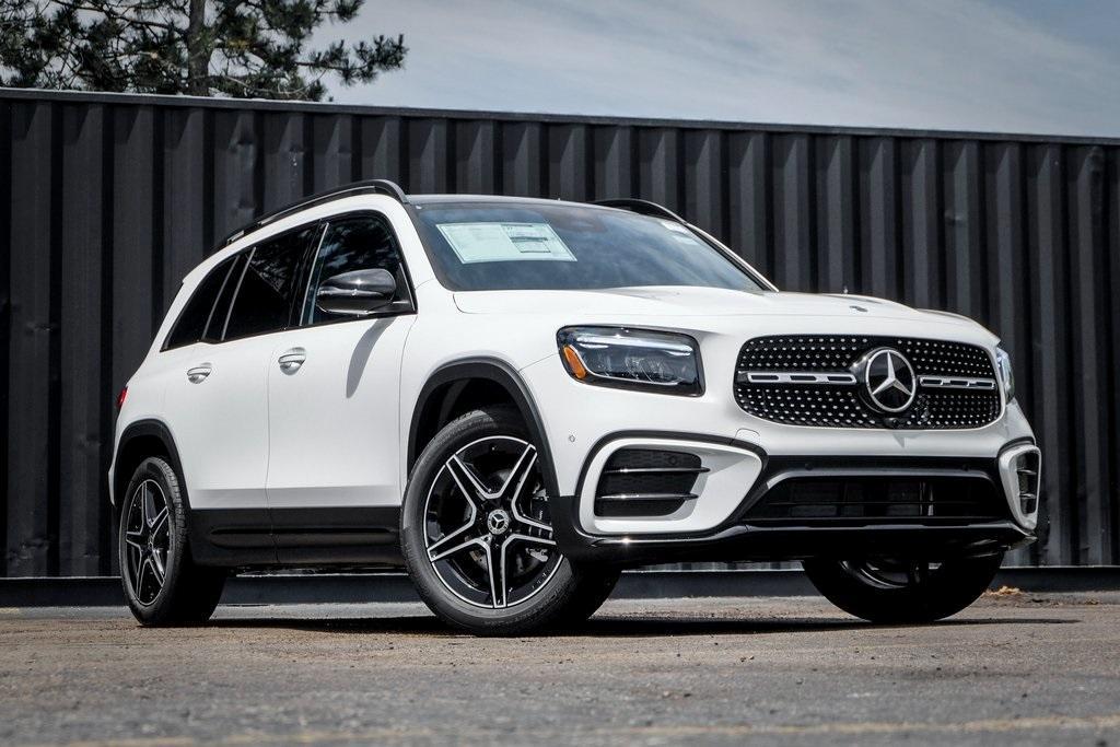 new 2024 Mercedes-Benz GLB 250 car, priced at $54,815