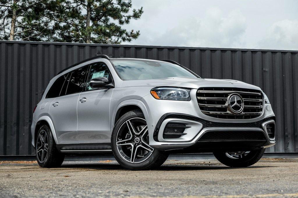 new 2025 Mercedes-Benz GLS 450 car, priced at $98,120