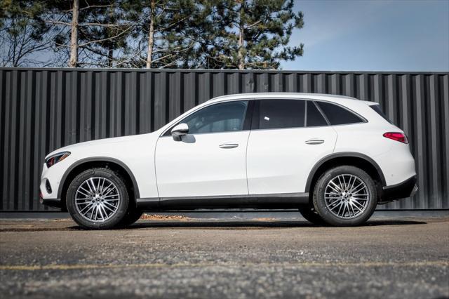 new 2025 Mercedes-Benz GLC 300 car, priced at $54,535
