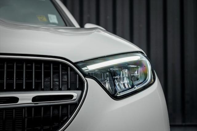 new 2025 Mercedes-Benz GLC 300 car, priced at $56,385