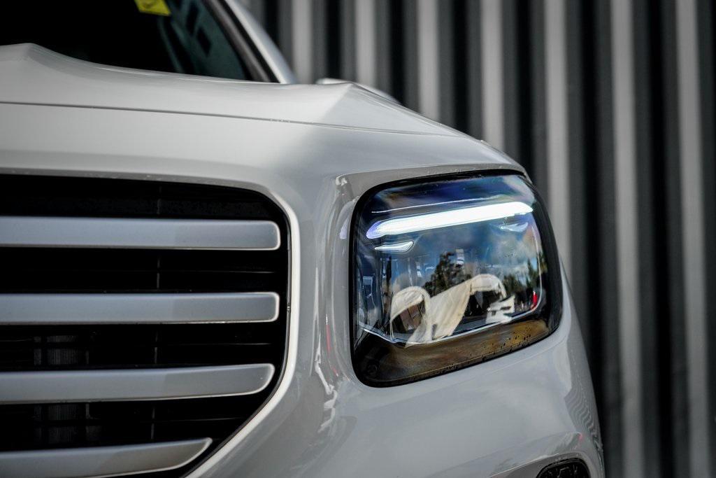 new 2026 Mercedes-Benz GLB 250 car, priced at $50,030