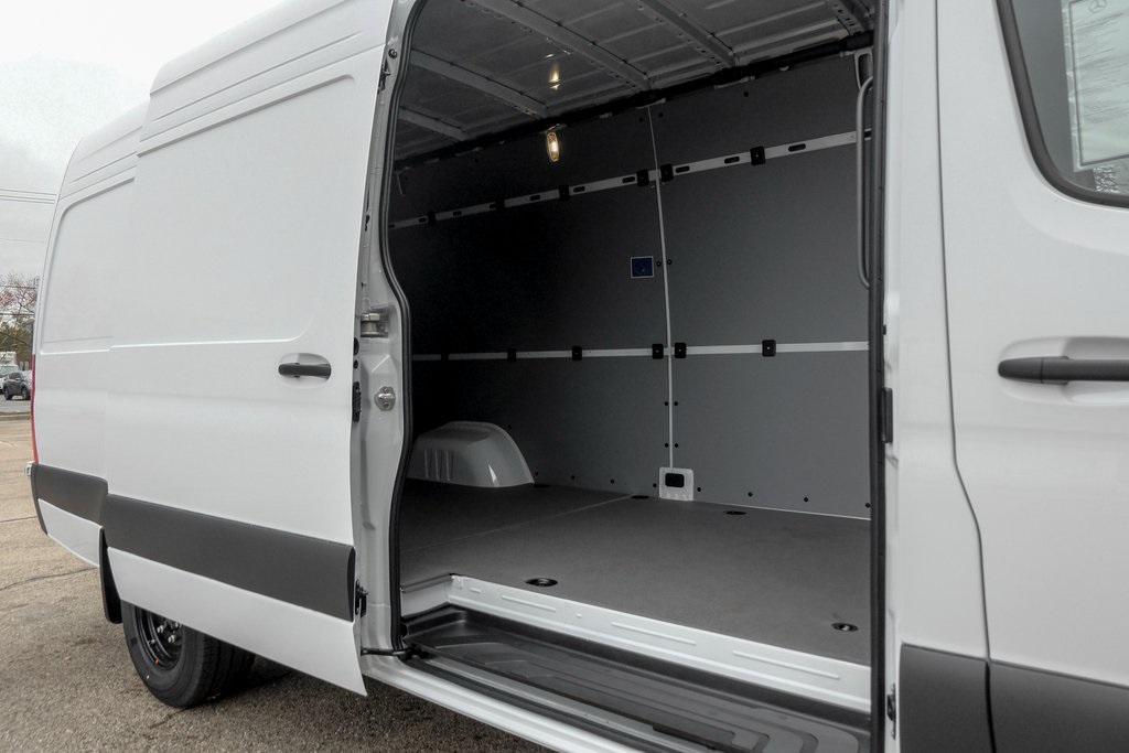 used 2025 Mercedes-Benz Sprinter 3500 car, priced at $61,300