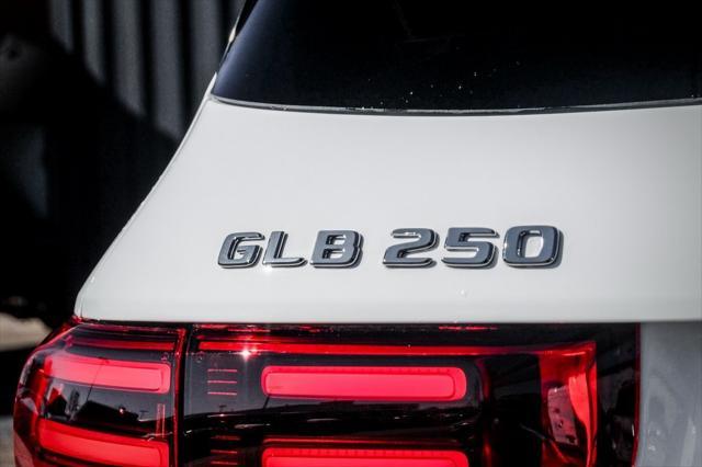 new 2025 Mercedes-Benz GLB 250 car, priced at $51,095