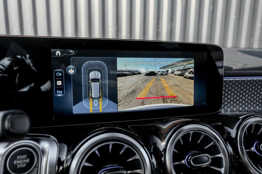 new 2025 Mercedes-Benz GLB 250 car, priced at $51,095