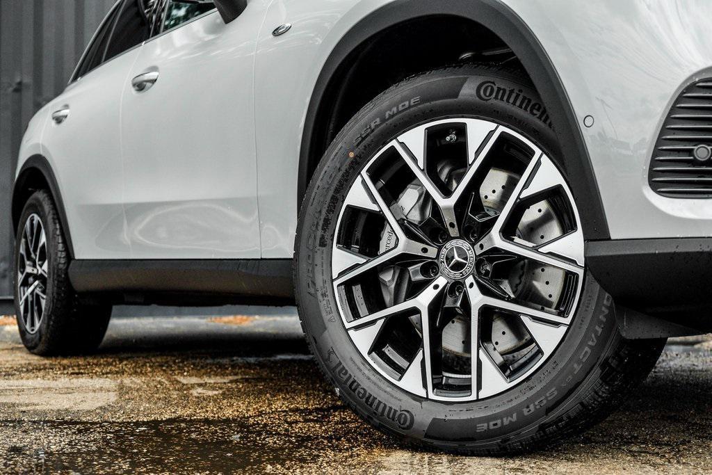 new 2025 Mercedes-Benz GLC 350e car, priced at $70,080