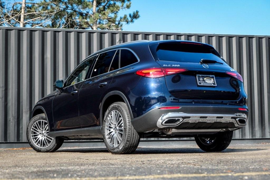 new 2024 Mercedes-Benz GLC 300 car, priced at $57,765