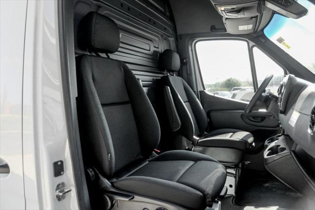 new 2025 Mercedes-Benz Sprinter 2500 car, priced at $70,489