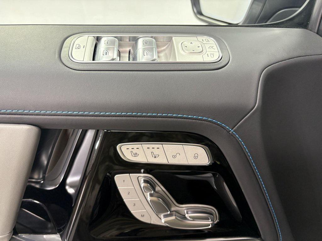 used 2025 Mercedes-Benz G-Class car, priced at $139,999