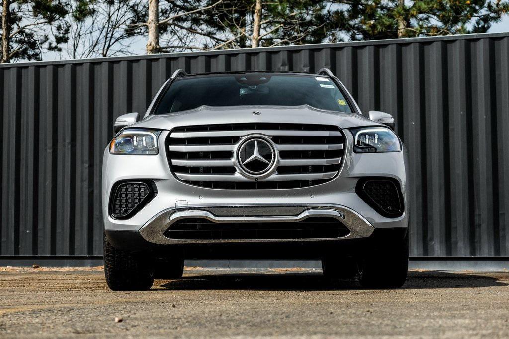 new 2026 Mercedes-Benz GLS 450 car, priced at $93,255